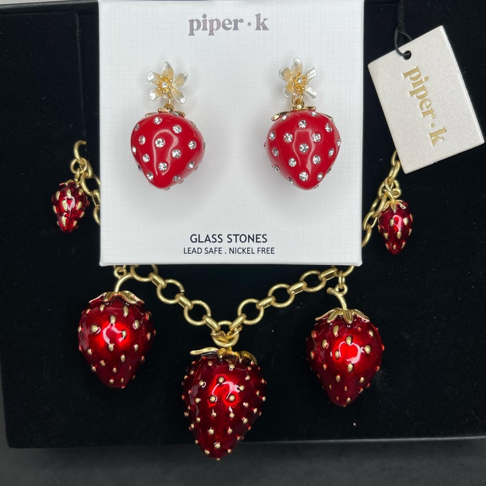 Piper K Necklace & Earrings Strawberry Set